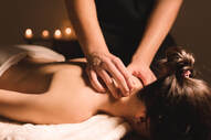 Kelowna massage therapists giving a massage.